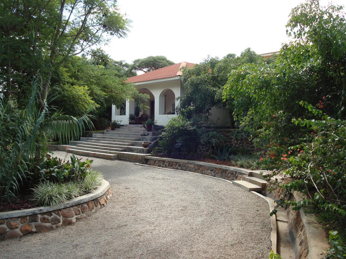 הוילה לילונגווה Africa House Malawi מראה חיצוני תמונה
